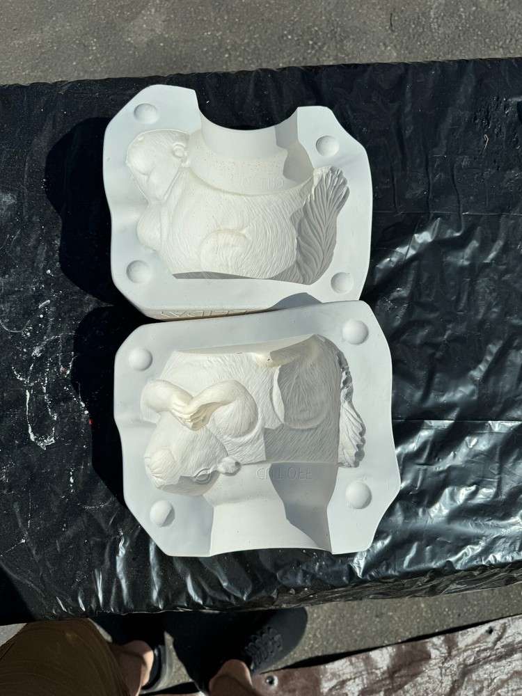 VINTAGE DOC HOLLIDAY CERAMIC MOLD #2493 SQUIRREL PLANTER