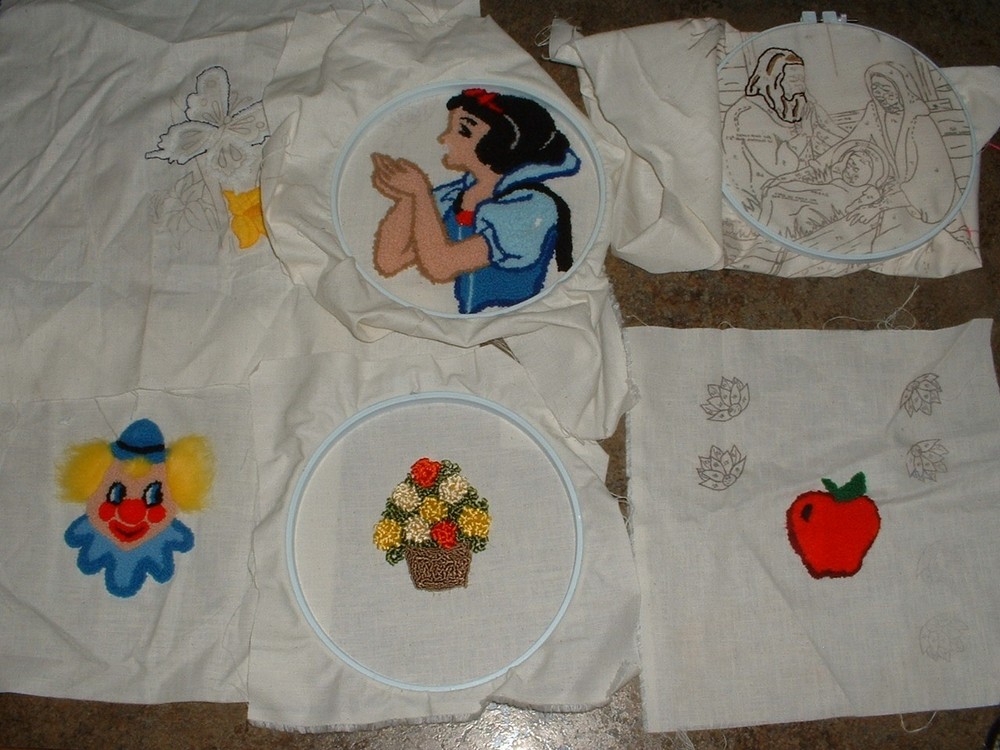 Large Lot ULTRA-PUNCH Needle Punch Set Tools, Fabric, Thread, Patterns