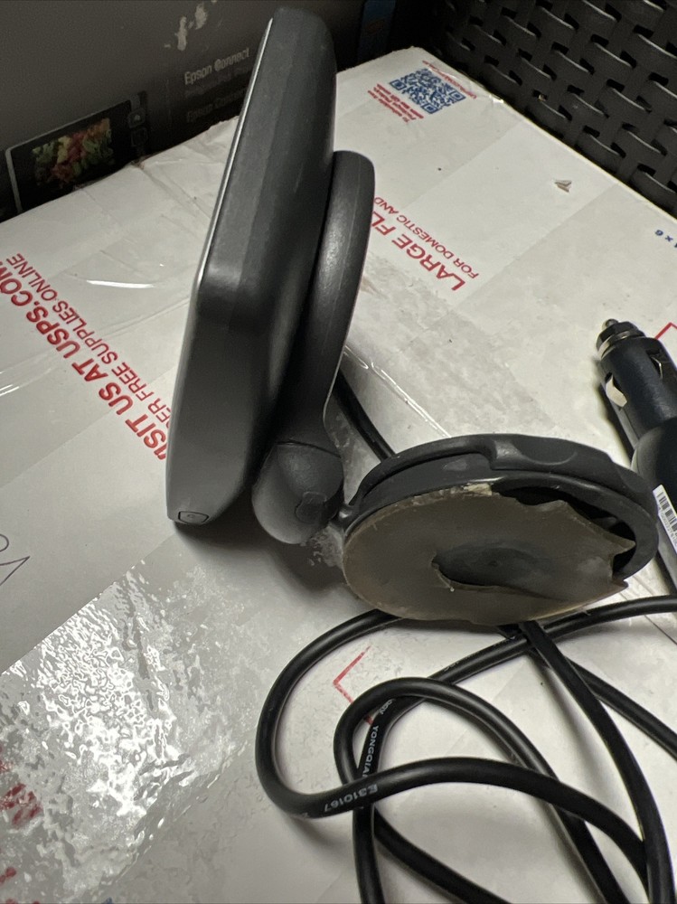 TomTom ONE 310 N14644 GPS NAVIGATION SYSTEM TOUCH SCREEN VOICE