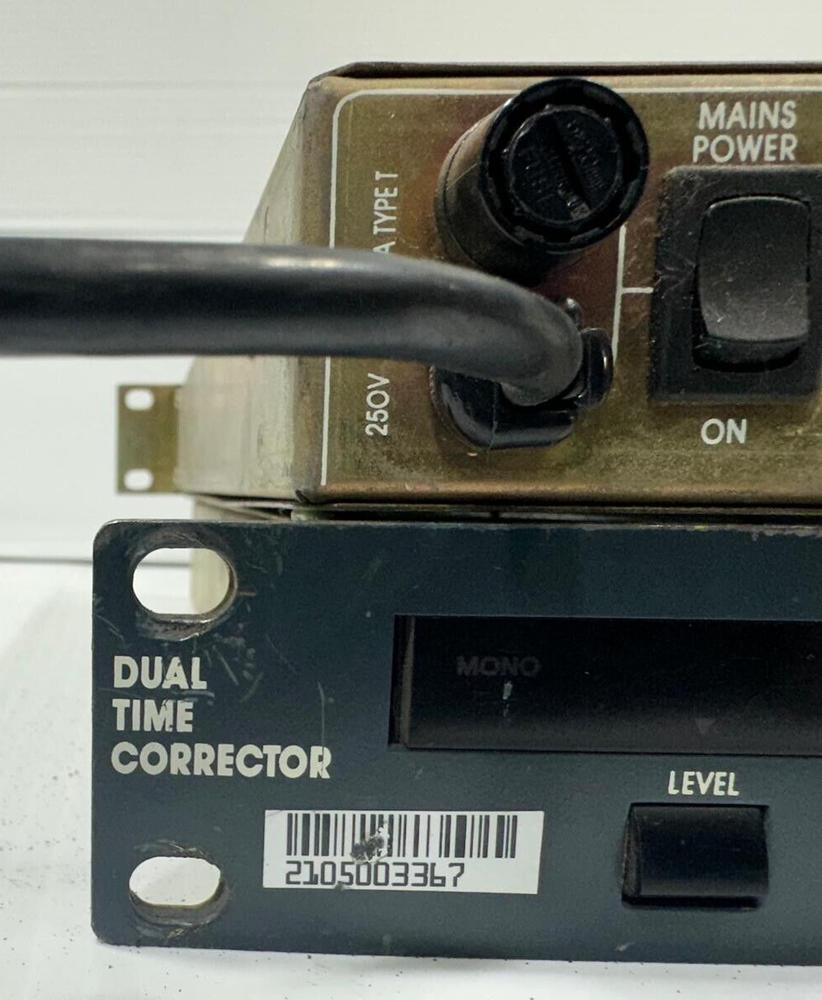 BSS TCS-804 DUAL TIME CORRECTOR DIGITAL DELAY (One)(TRUEHEARTSOUND)