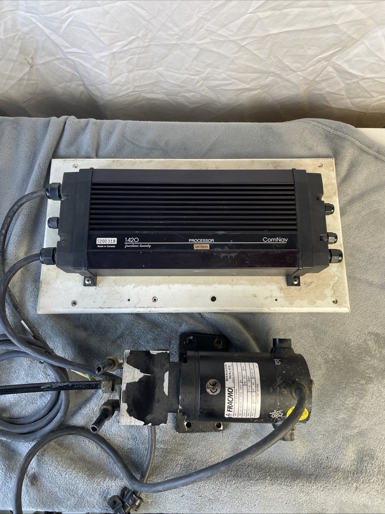 ComNav 1420 Marine Autopilot Main Processor With Pump