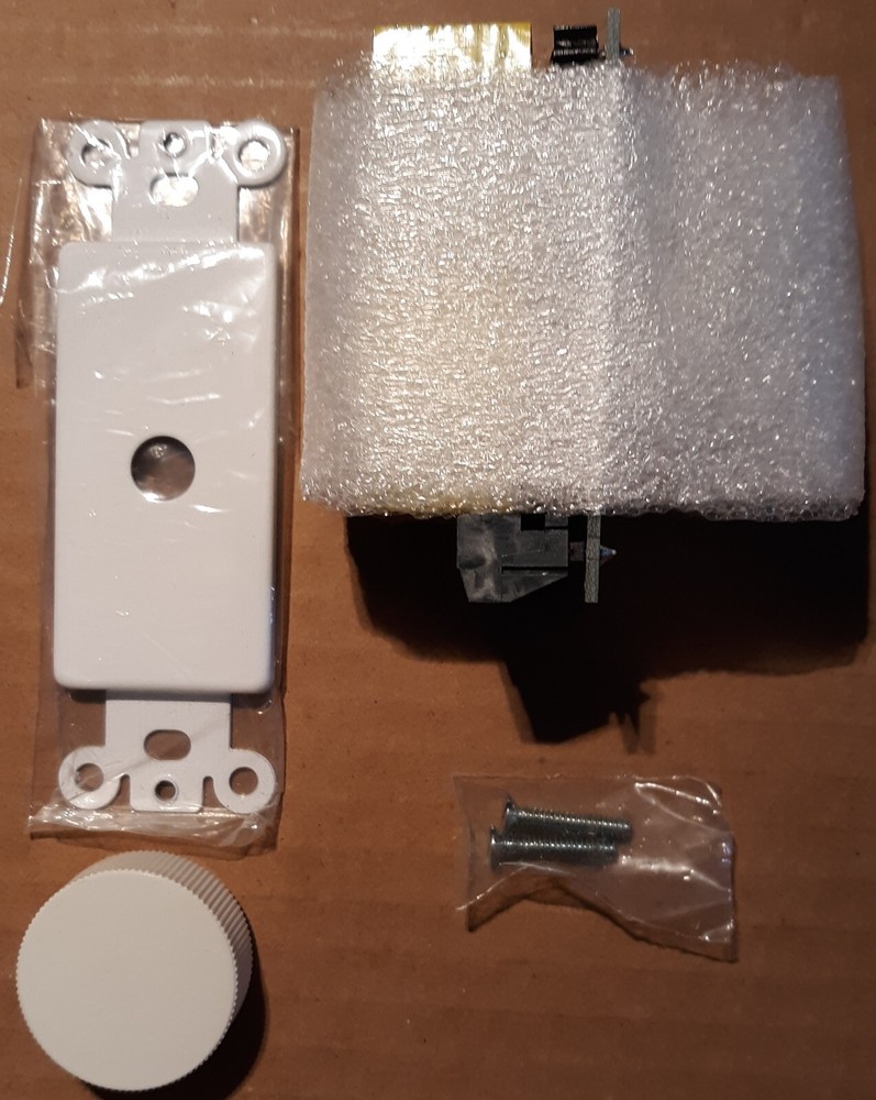 Xantech MATCH MAKER Speaker Volume Control 755W-00 White