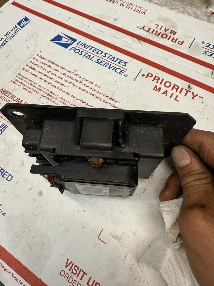 Mercruiser 5.0 Bravo ignition module 861460-1