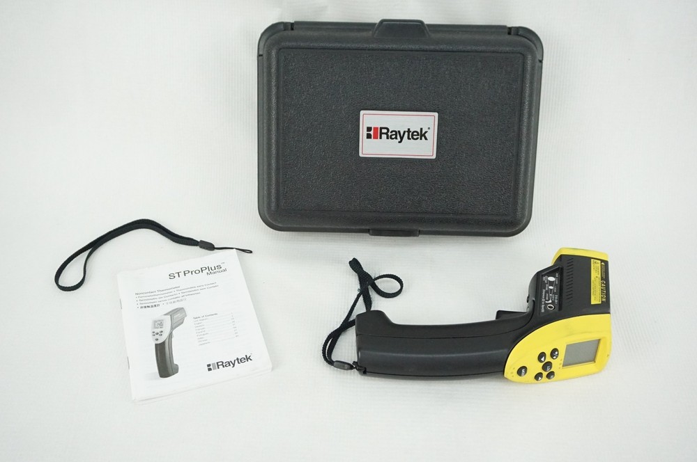 Fluke 66 IR Thermometer Infrared Laser Sighting Data Logger