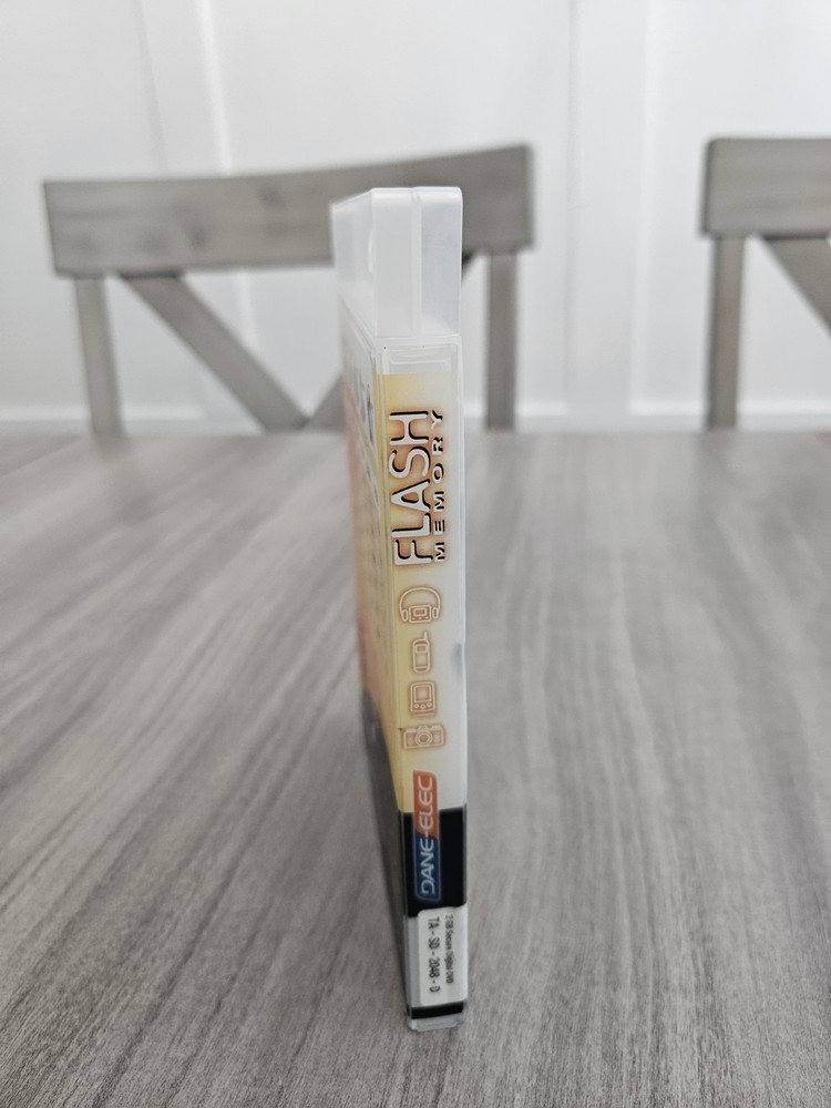 New Camera Digital Flash Memory Drive 2GB Unopened