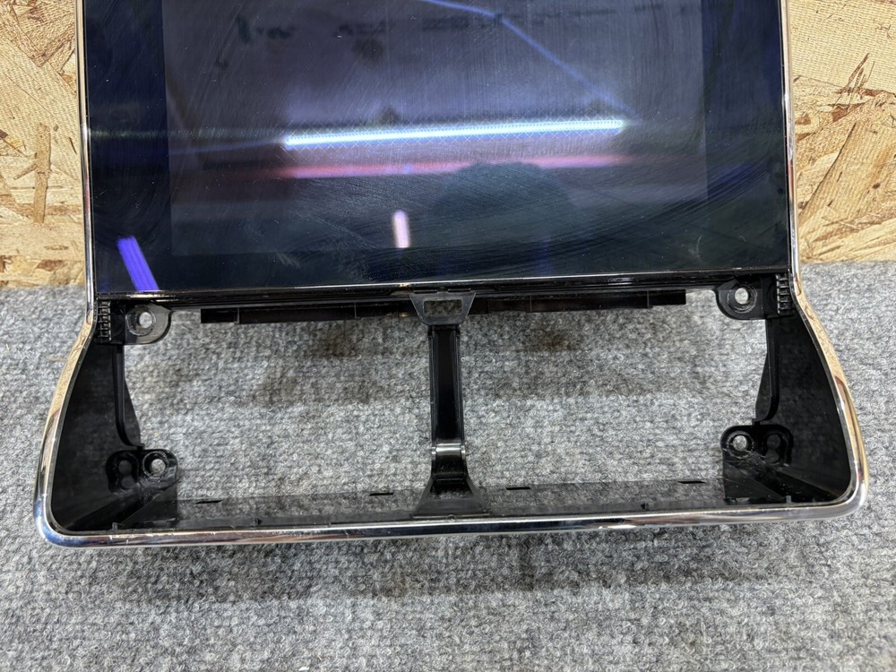 LINCOLN NAVIGATOR 2018-2021 SCREEN DISPLAY INFOTAINMENT ASSEMBLY OEM