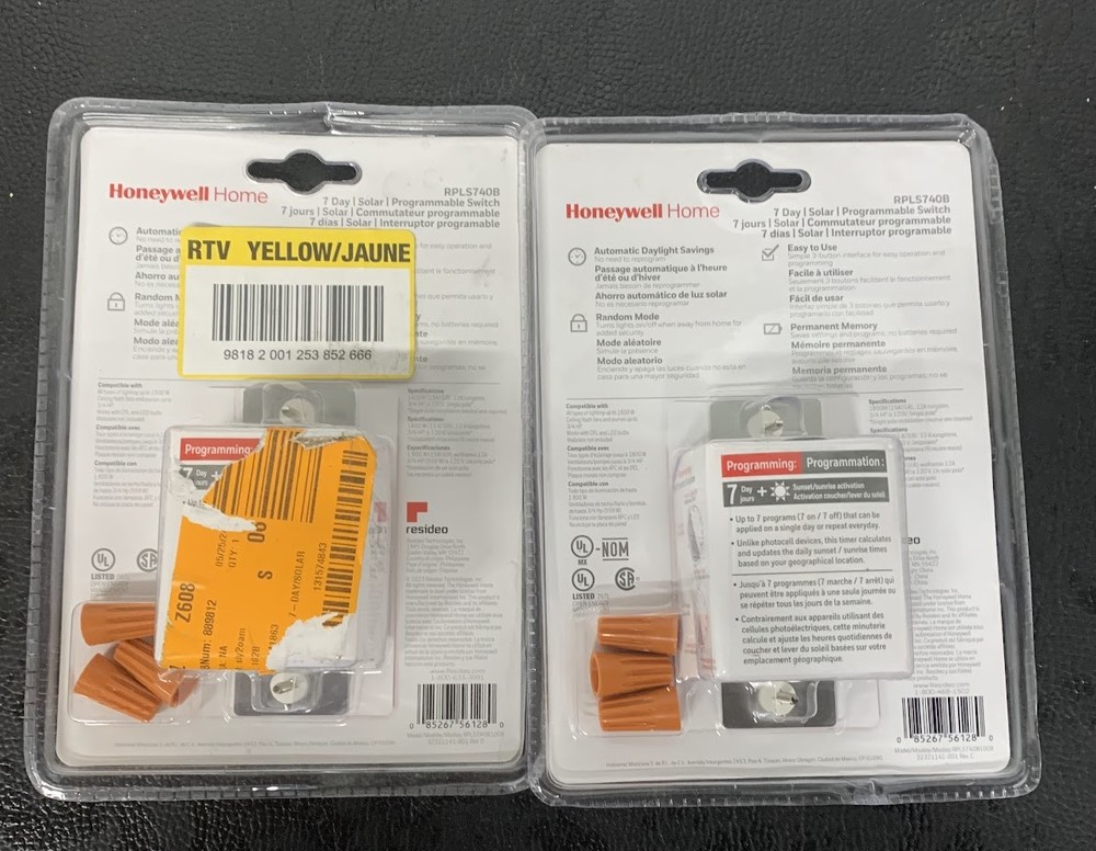 Honeywell Home 7-Day Solar Programmable Light Switch/Timer 120V (RPLS740B)