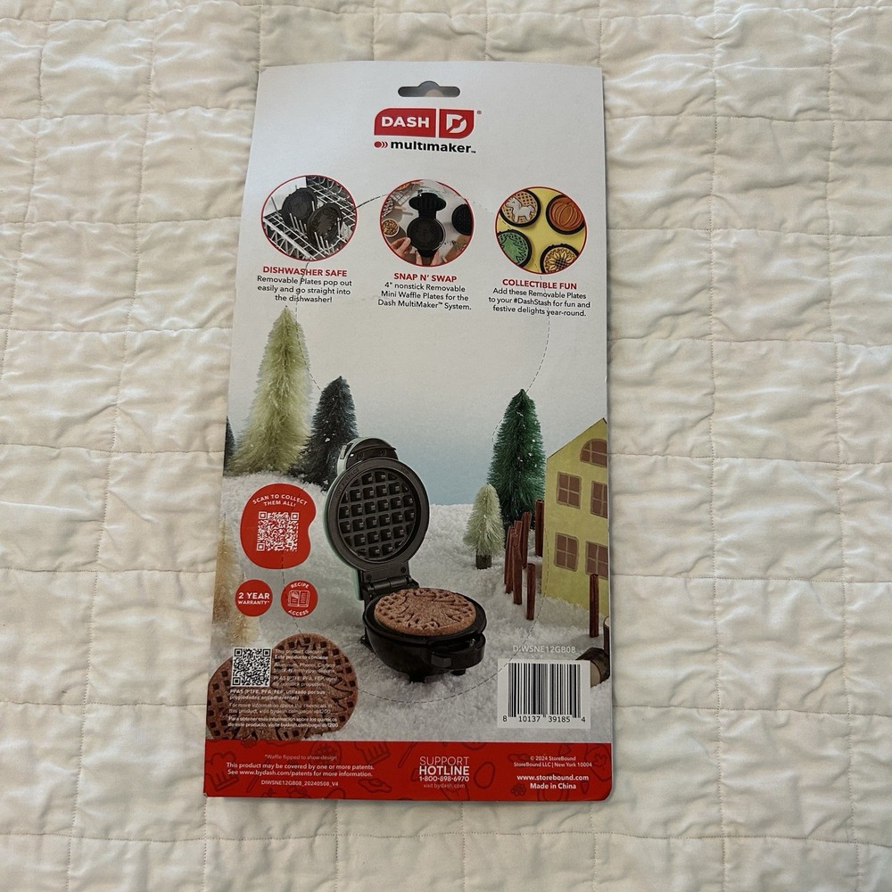 DASH Multimaker Mini System Two 4” Nonstick Removable Waffle Plates Tree Snowman