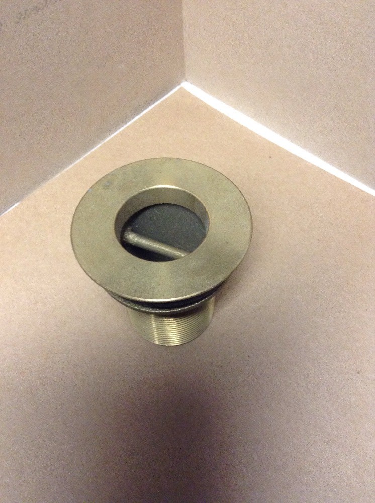 3" x 3"  Bar Plug Strainer SOLID BRASS 1 1/2 " Brass Outlet 3" Deep 3" Diameter*
