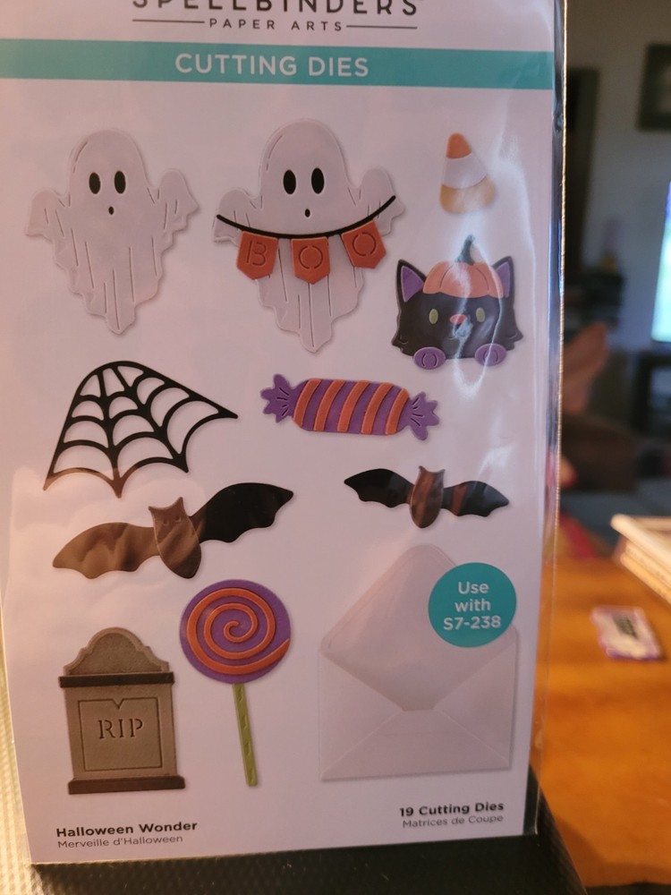 Spellbinders Halloween Wonder Dies