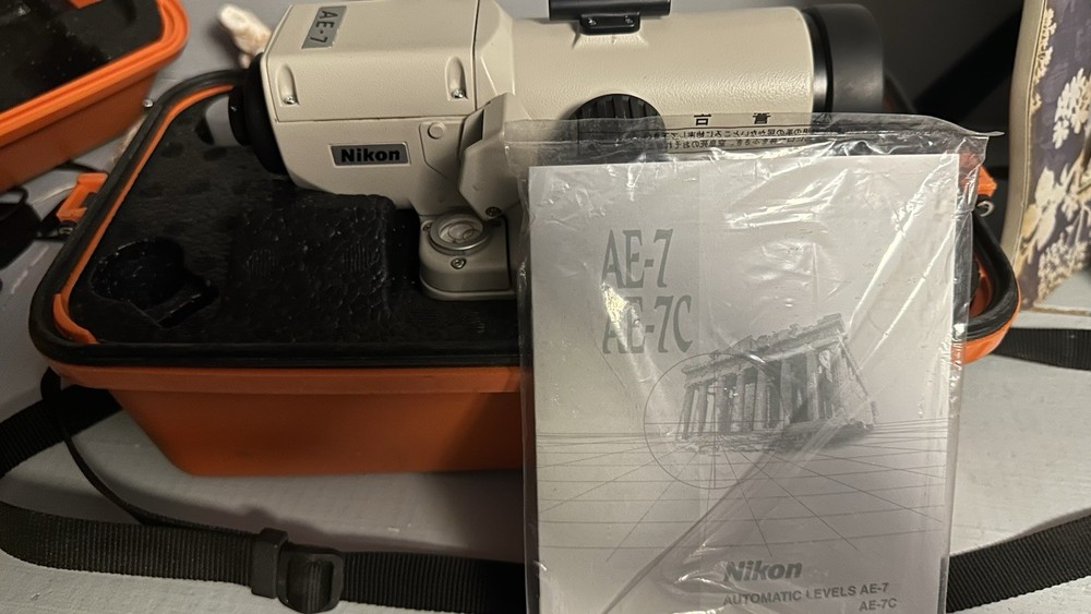 Nikon AE-7 Automatic Optical Level, 30x Magnification, ±2.0mm Accuracy