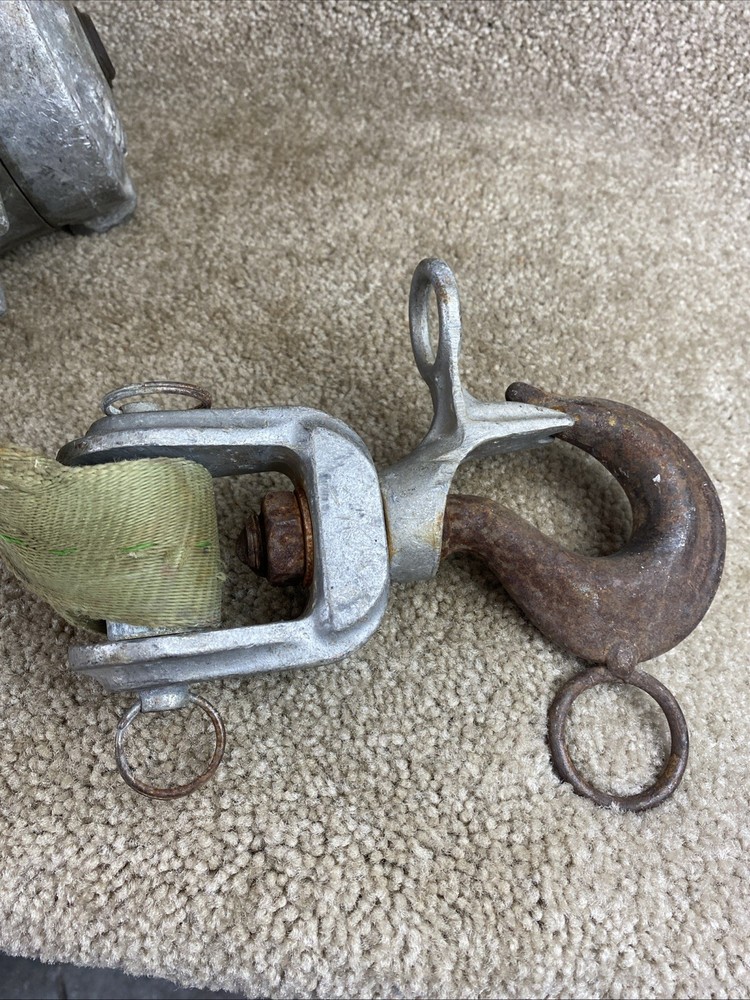 Chance 1 Ton Strap Hoist,In Working Condition,No Handle