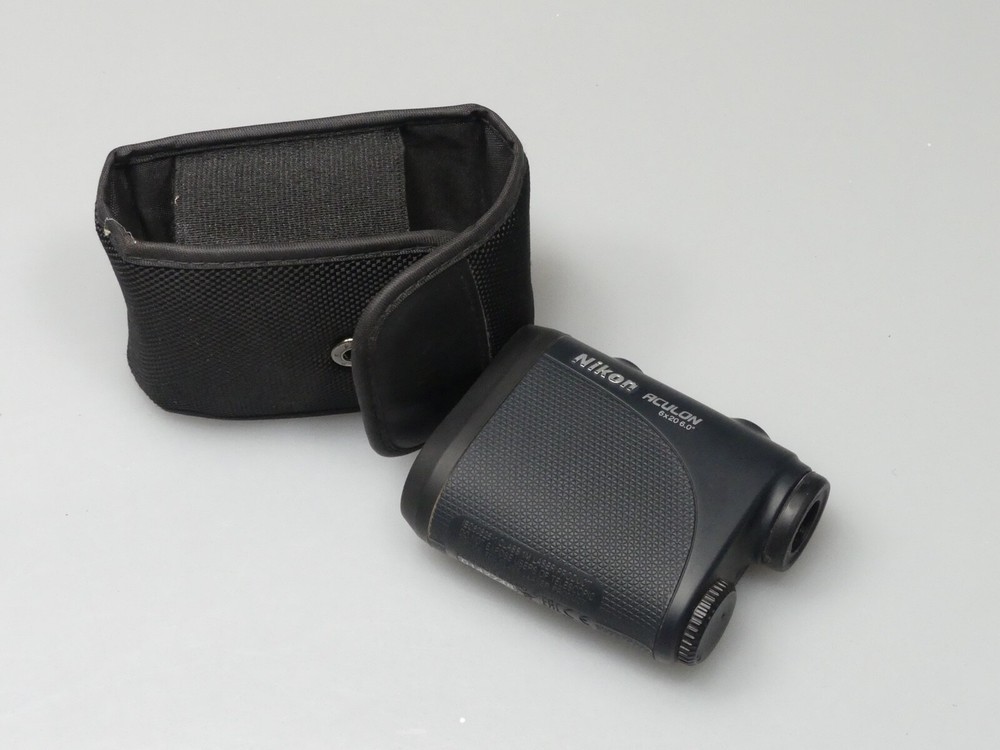 NIKON ACULON RANGE FINDER 6X20 W/CASE