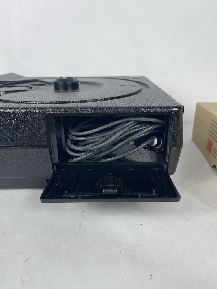 Kodak 4400 Carousel Slide Projector Bundle Remote Tray Slides Tested Working
