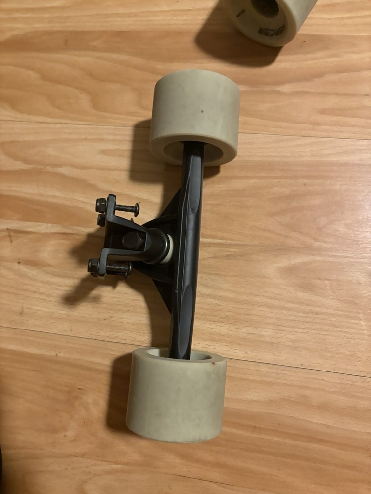 Mercer Longboard Lone Wolf.