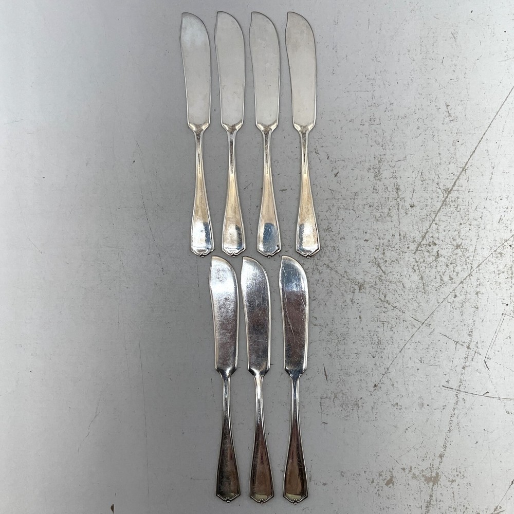 Lot of 7 Community Silver Plate Flatware Dinner Knives