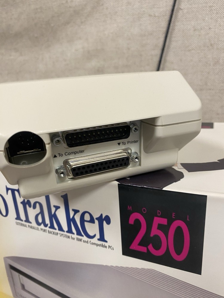Colorado Trakker 250MB External Tape Backup System With BOX & Inserts
