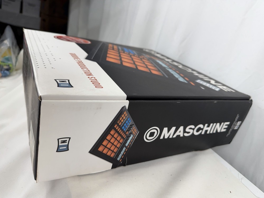 Maschine Groove Production Studio - with Box & book