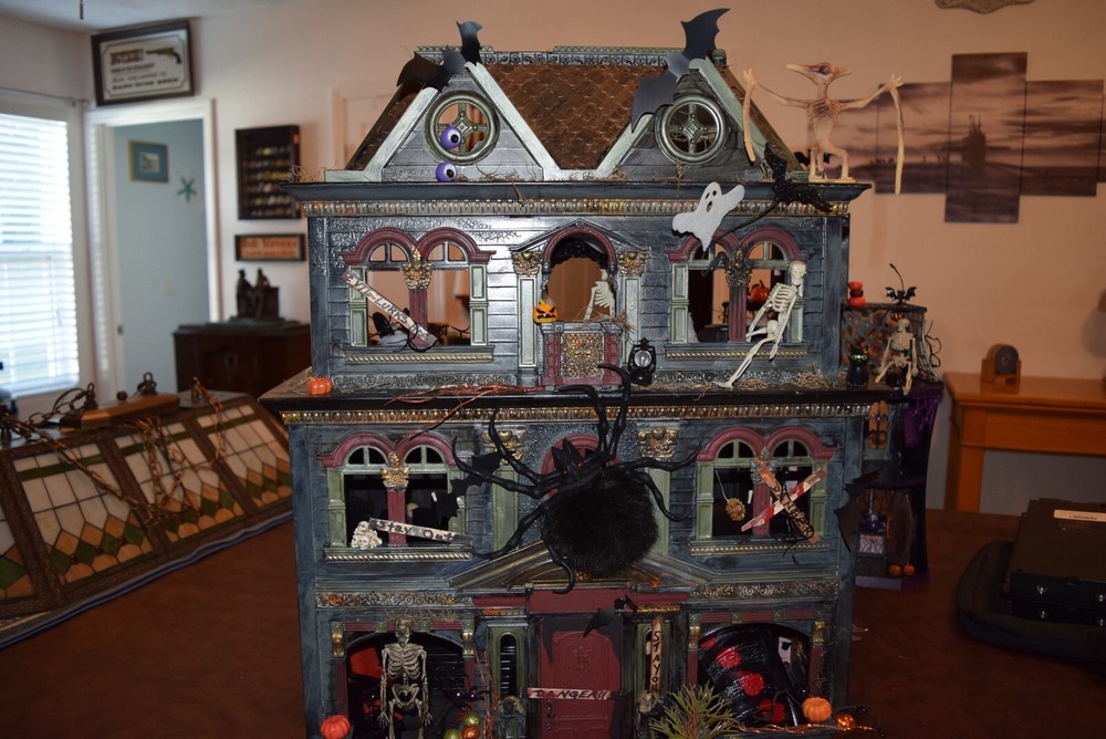 Scary Furnished Haunted Mansion