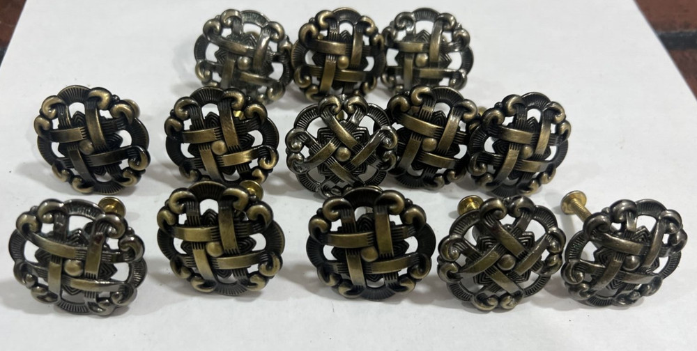13 Pcs Knobs - Cabinet Handles - Drawer Knob Pulls