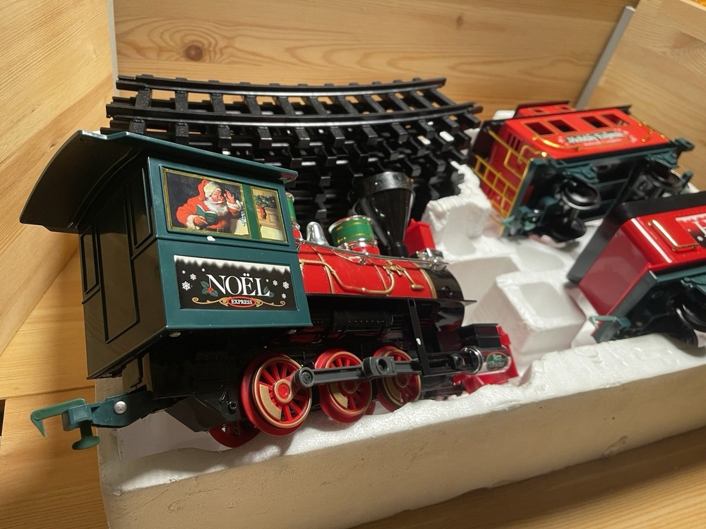 Train Set Holiday Express Vintage Train Set