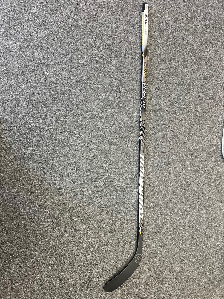 Alpha DX5 Intermediate Composite Hockey Stick 55 Flex