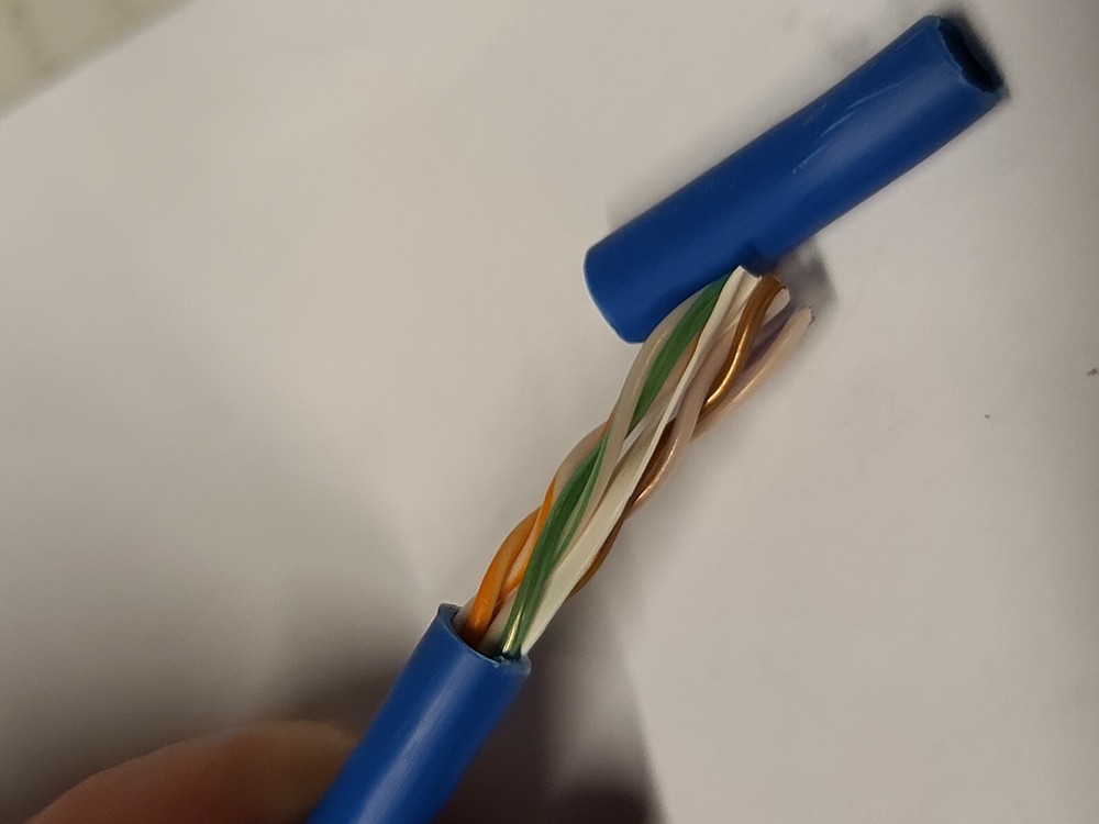 Commscope CS34P 23/4P Cat6 U/UTP WebTrak Plenum CMP Network Cable Blue /100ft