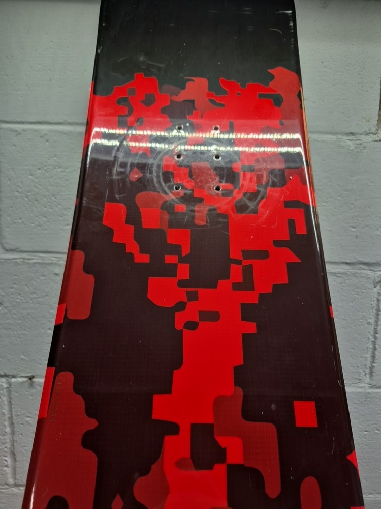 Defiance Camo 135CM Snowboard Nice