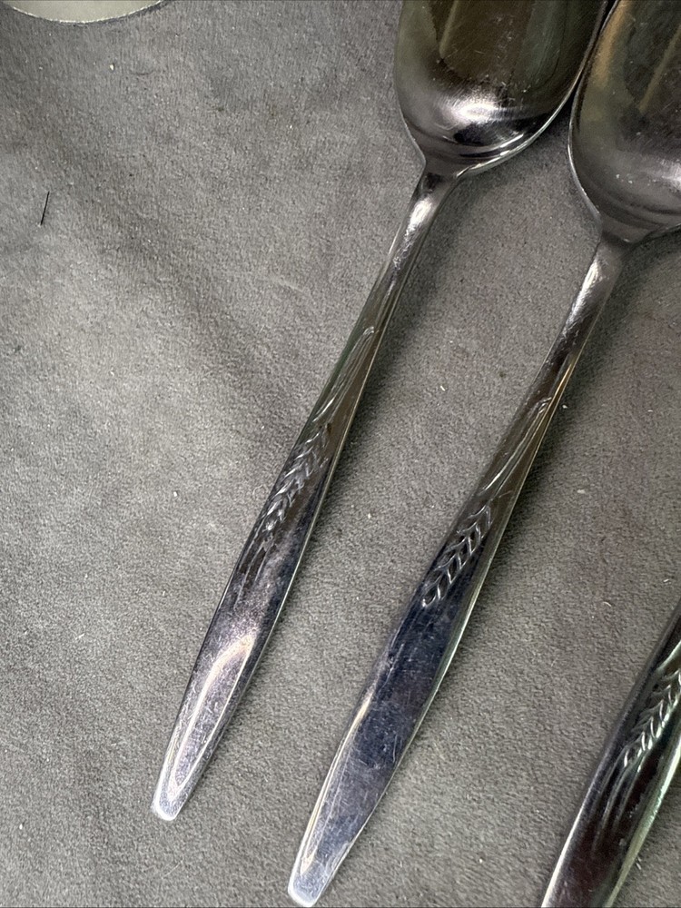 Prudential Stainless “Wheat Sprig” Design Flatware Japan 52 Piece Set