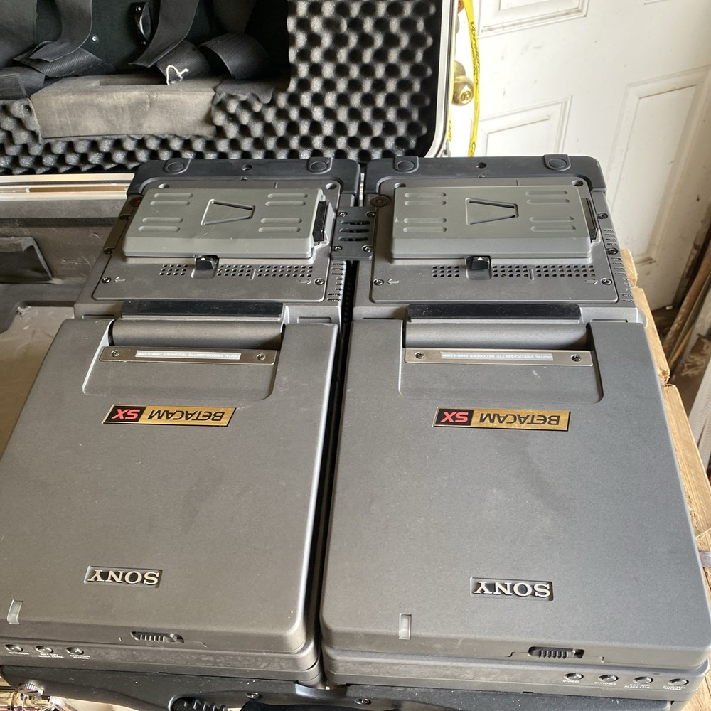 SONY DNW-A220 SX Digital Videocassette Recorder Combo As Is