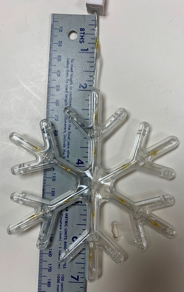 o'o'o . 80 Sparkling LED SNOW FLAKES . Christmas String Lights . Multiple Modes