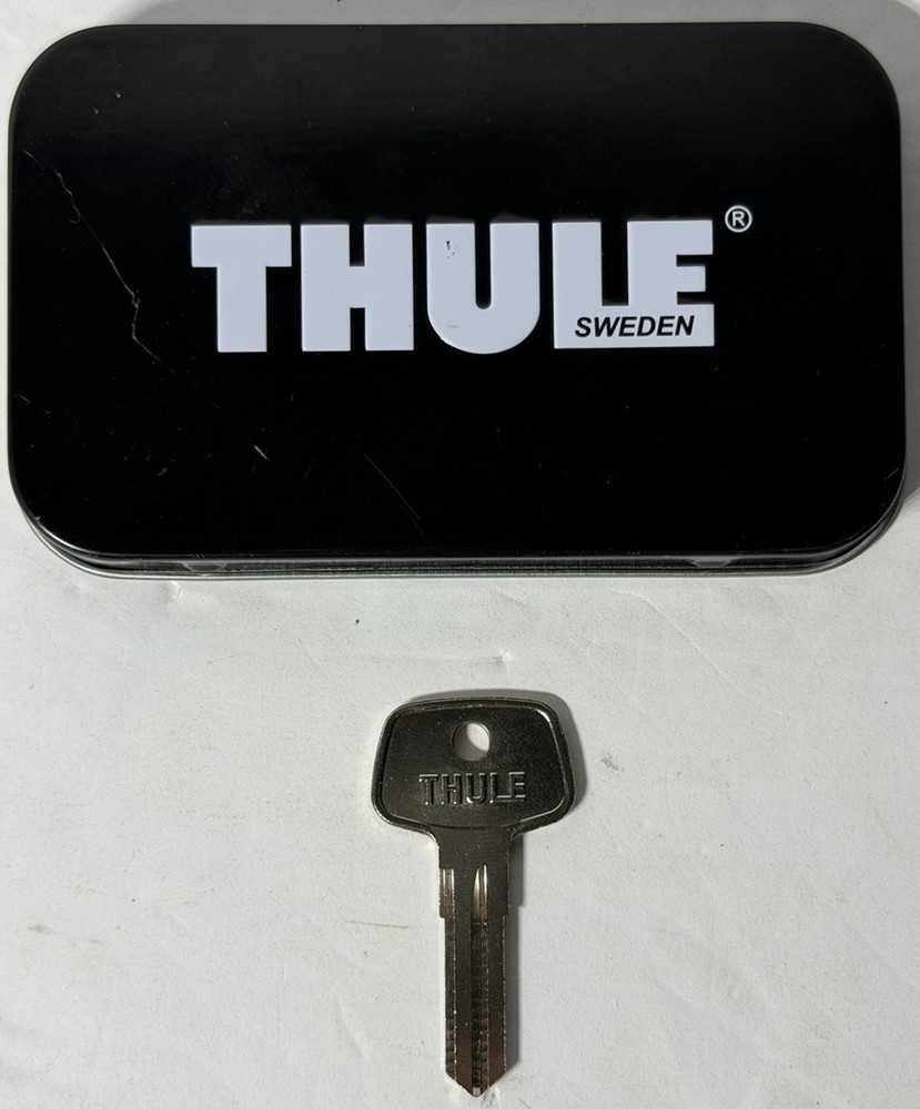 Thule Key Replacement D121 (Authentic & Genuine OEM Thule® Key Replacement)