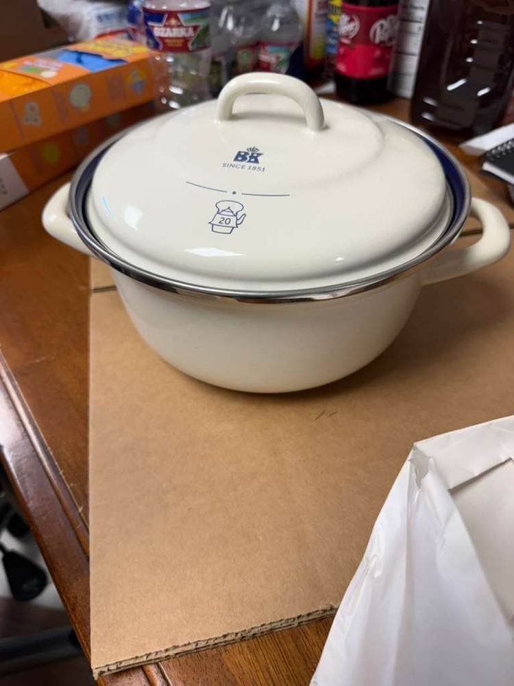 BK Cookware Dutch Oven, 2.5 Quart, Cream