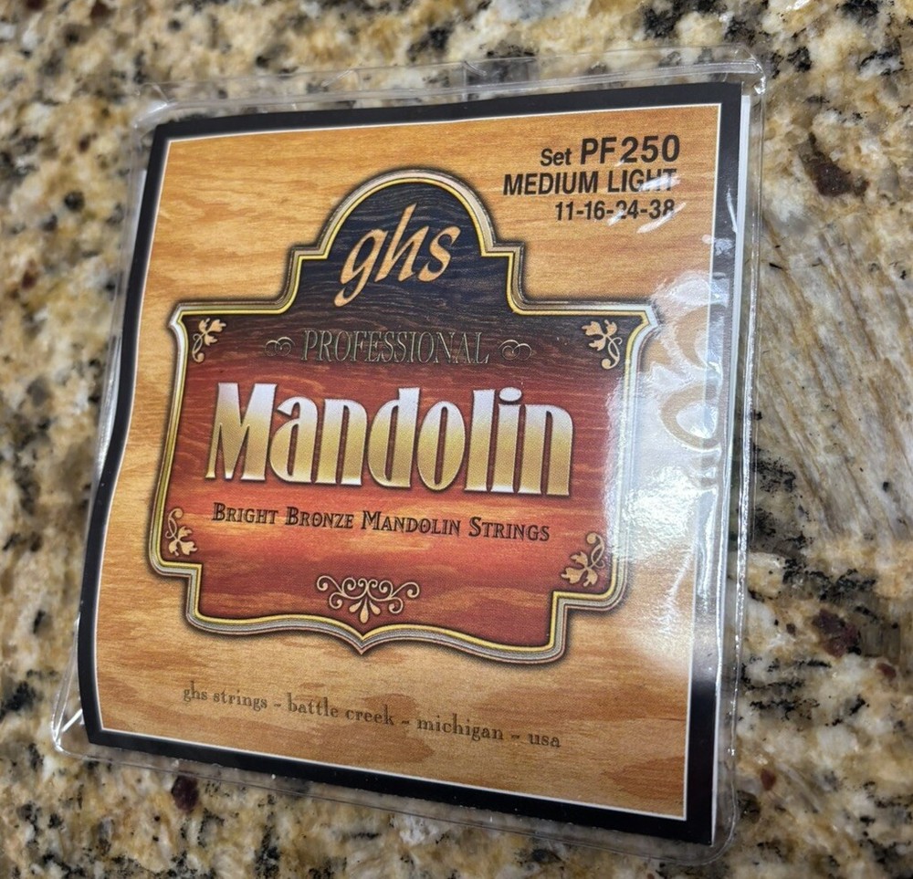 GHS Bright Bronze Mandolin Strings Medium Light PF 250 11-16-24-38