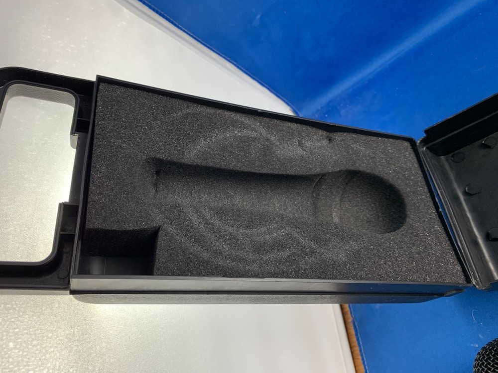 Ashton DM-20 Black Microphone with case