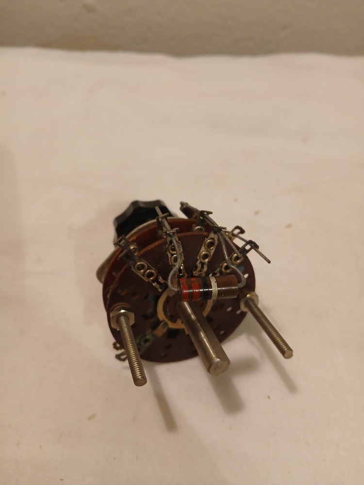 8 Position Rotary Switch with Knob