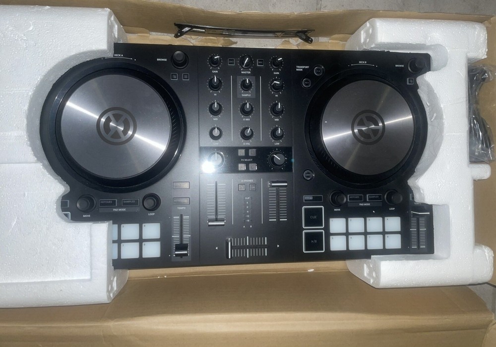 Native Instruments Kontrol S2 MK3 Double Deck Controller - 25421