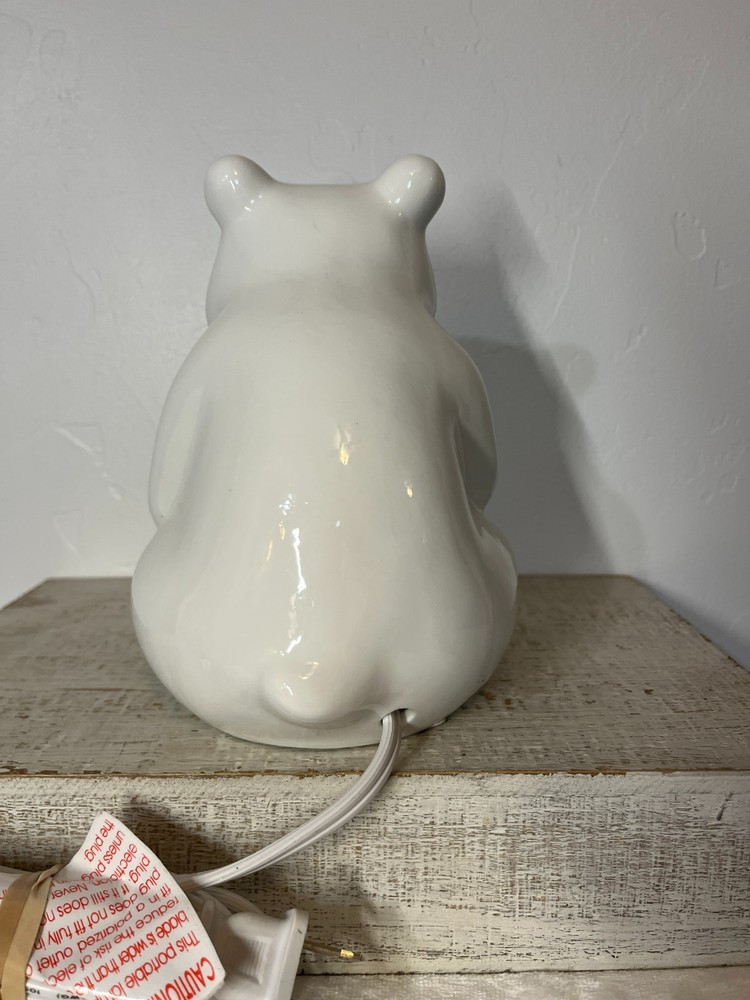 Target Pillowfort White Polar Bear Decor Night Light Ceramic Table Lamp 6 1/2"