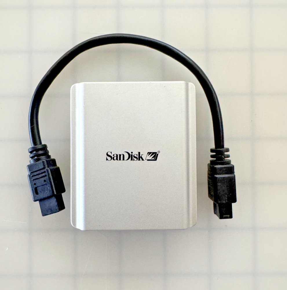 SANDISK - SDDRX4-CF-901 - EXTREME - Firewire CompactFlash READER