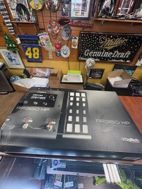 DigiTech RP360XPV-01 Black Guitar Multi-Effect Processor Pedal