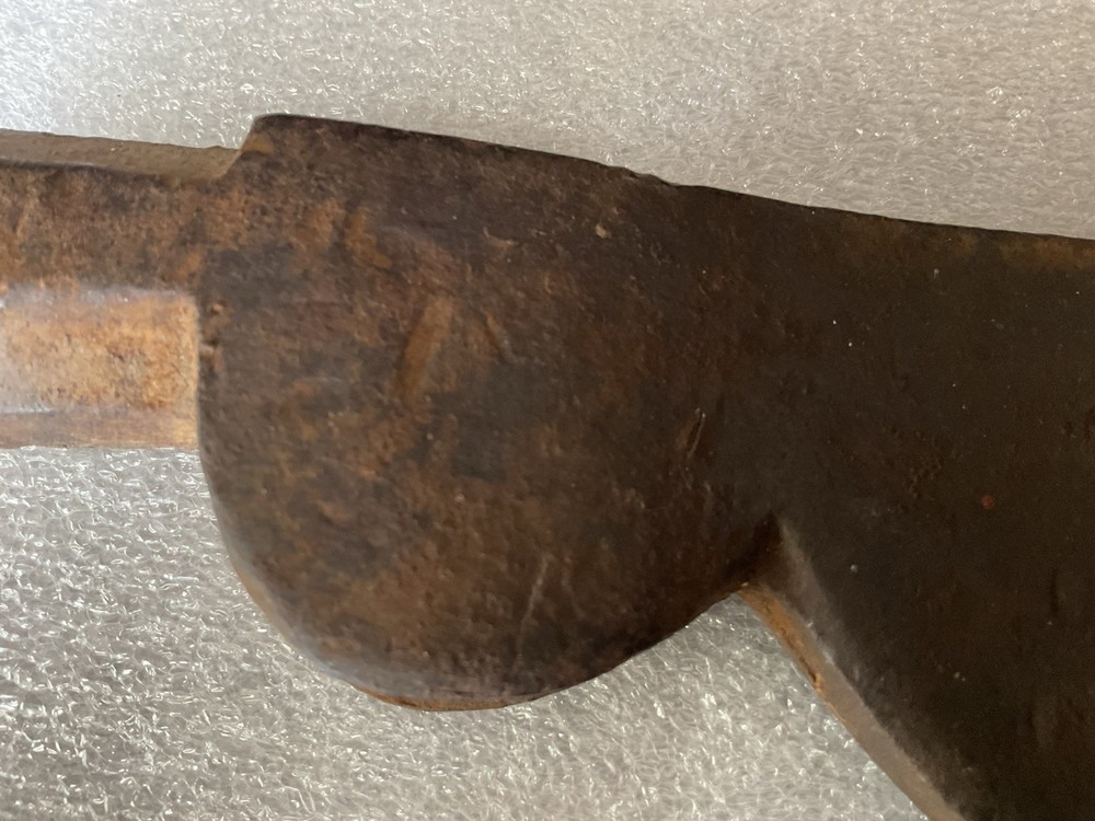 Vintage hatchet/ax no handle