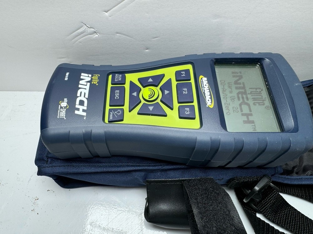 Bacharach Fyrite Intech 0024-7341 Combustion Analyzer 5b