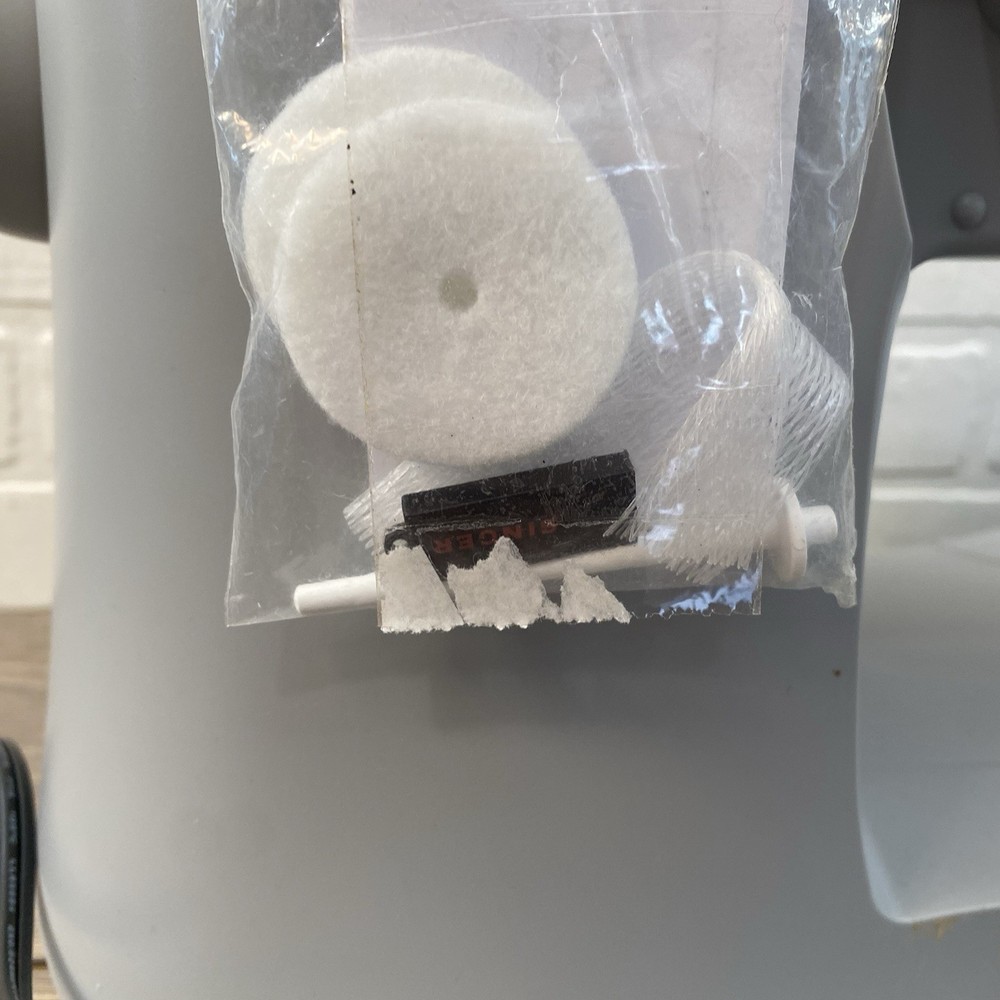 SINGER Superb Embroidery Machine EM200 Type HAS1 NO HOOPS