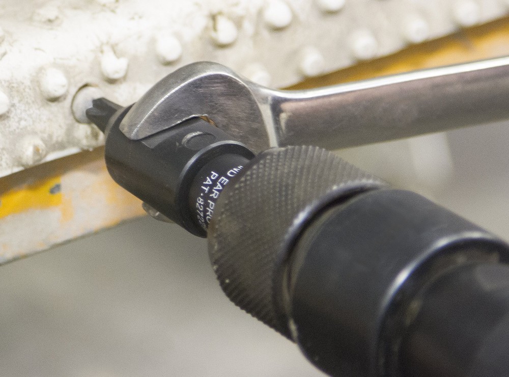 60530 Small Fastener Remover