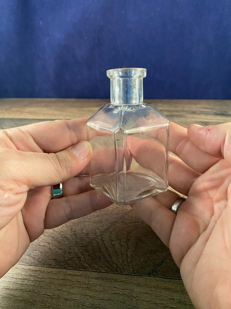 Square Clear Glass Bottle Ink? 2"x2"x3.5"