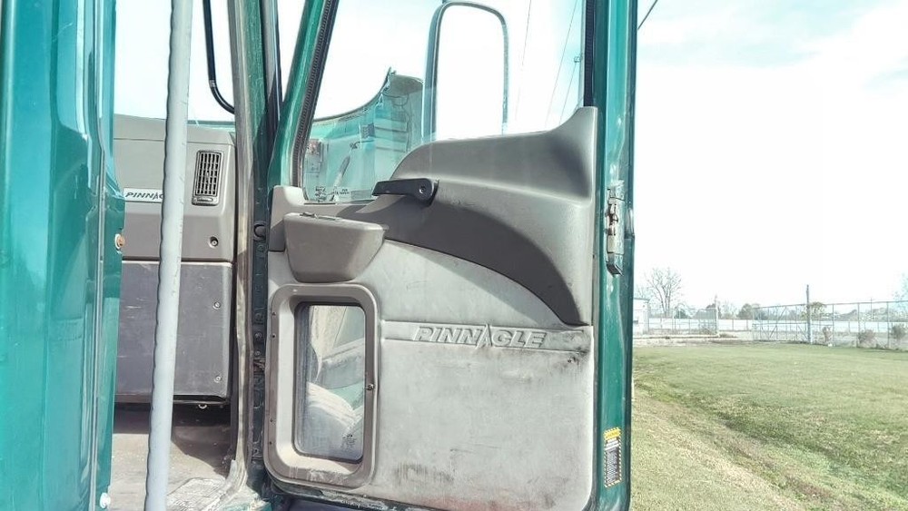 For 2017 MACK CXU 2007-2019 DOOR ASSEMBLY Right , OH