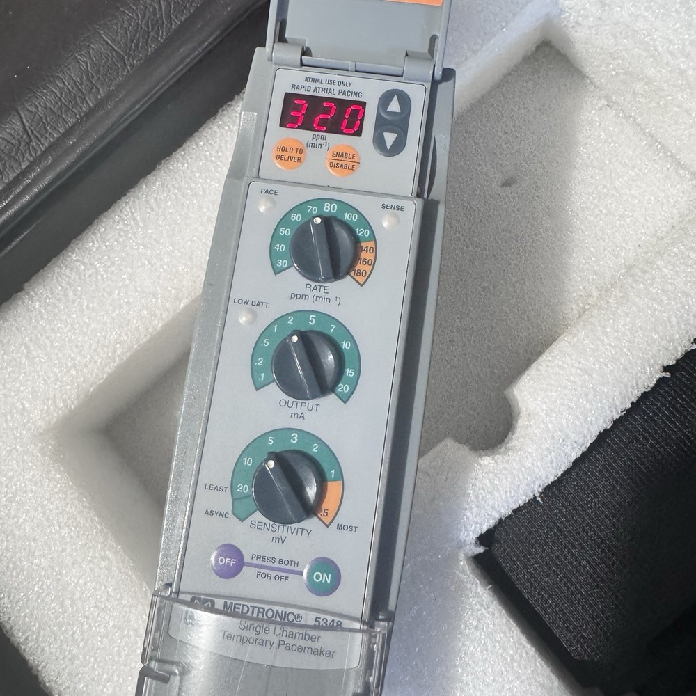 Medtronic 5348 Single Chamber Temporary Pacemaker With Case