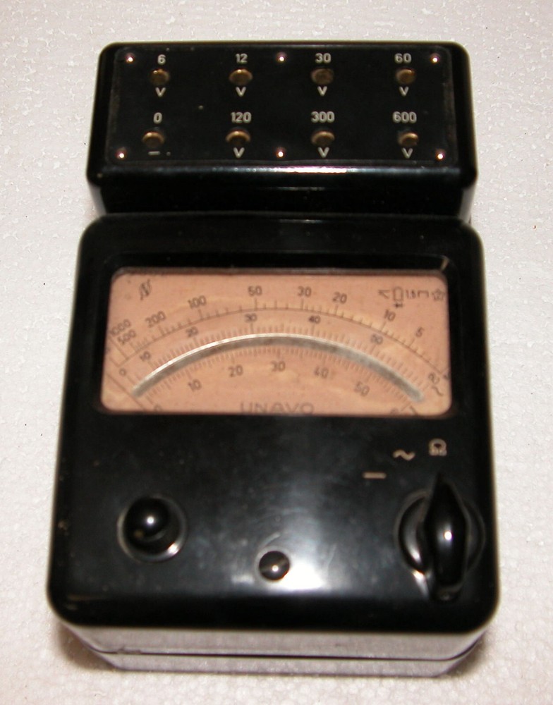 Old meter voltmeter Unavo By Neuberger (ud)
