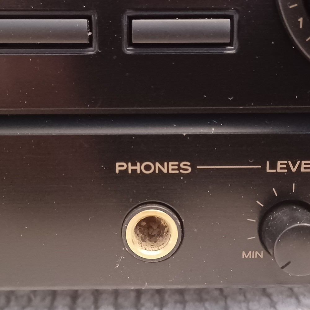 TEAC AD-600 Cassette CD Player Changer Combo - Untested / Powers On