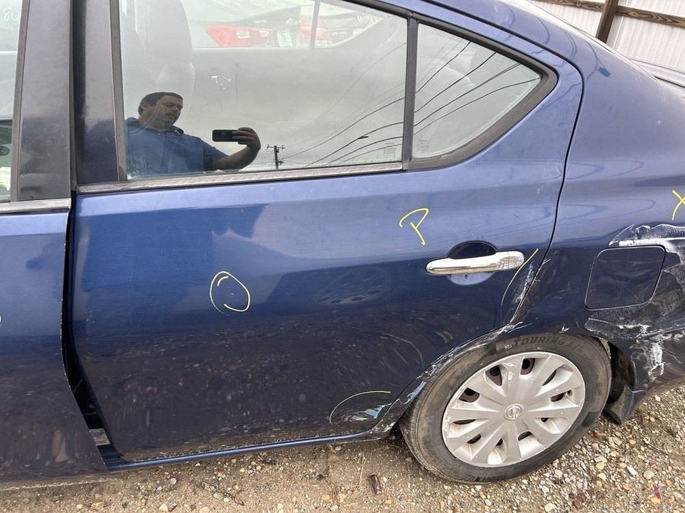 VERSA 2014 Keys/Latches/Locks 104750046